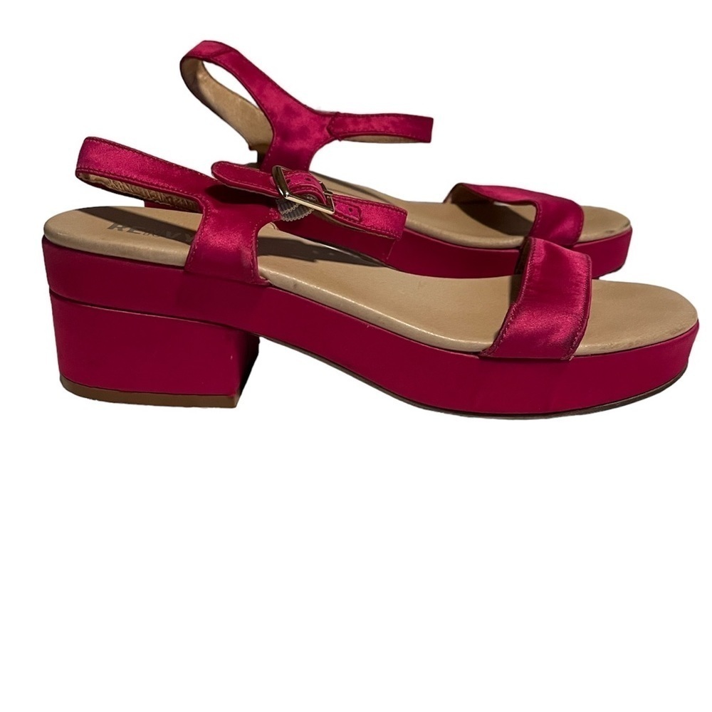 Renvy Pink Heeled Sandals Sz 7 1/2